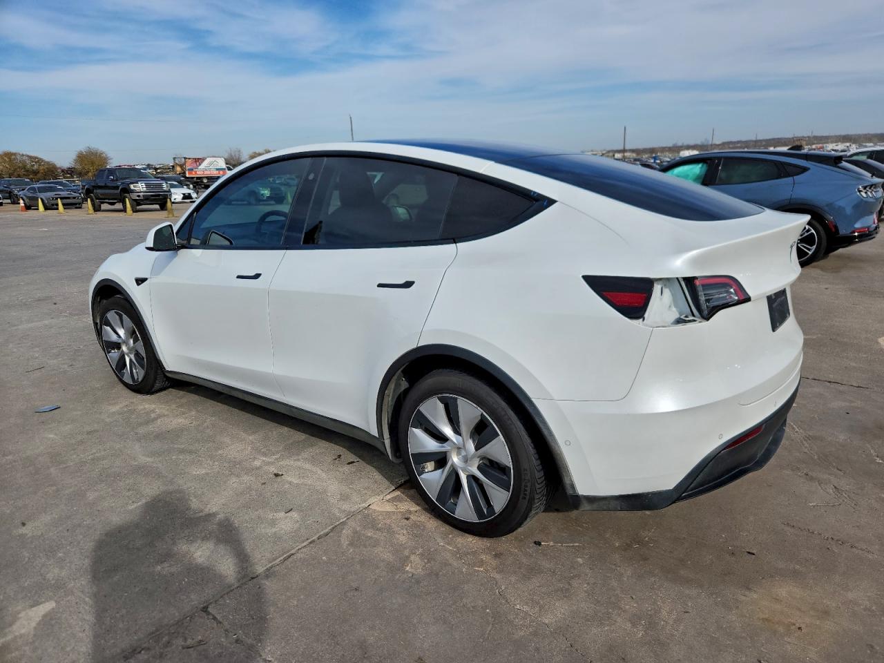 Tesla Model Y Image 3