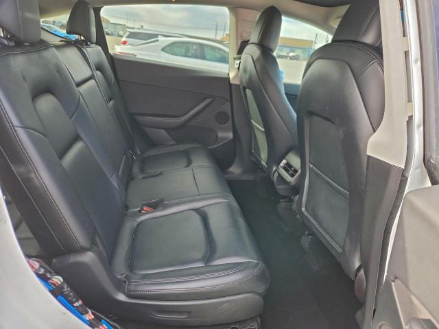 Tesla Model Y Image 6