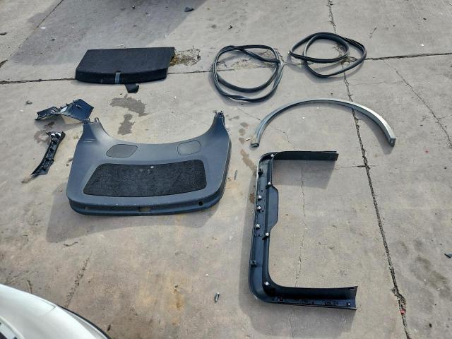 Tesla Model Y Image 10