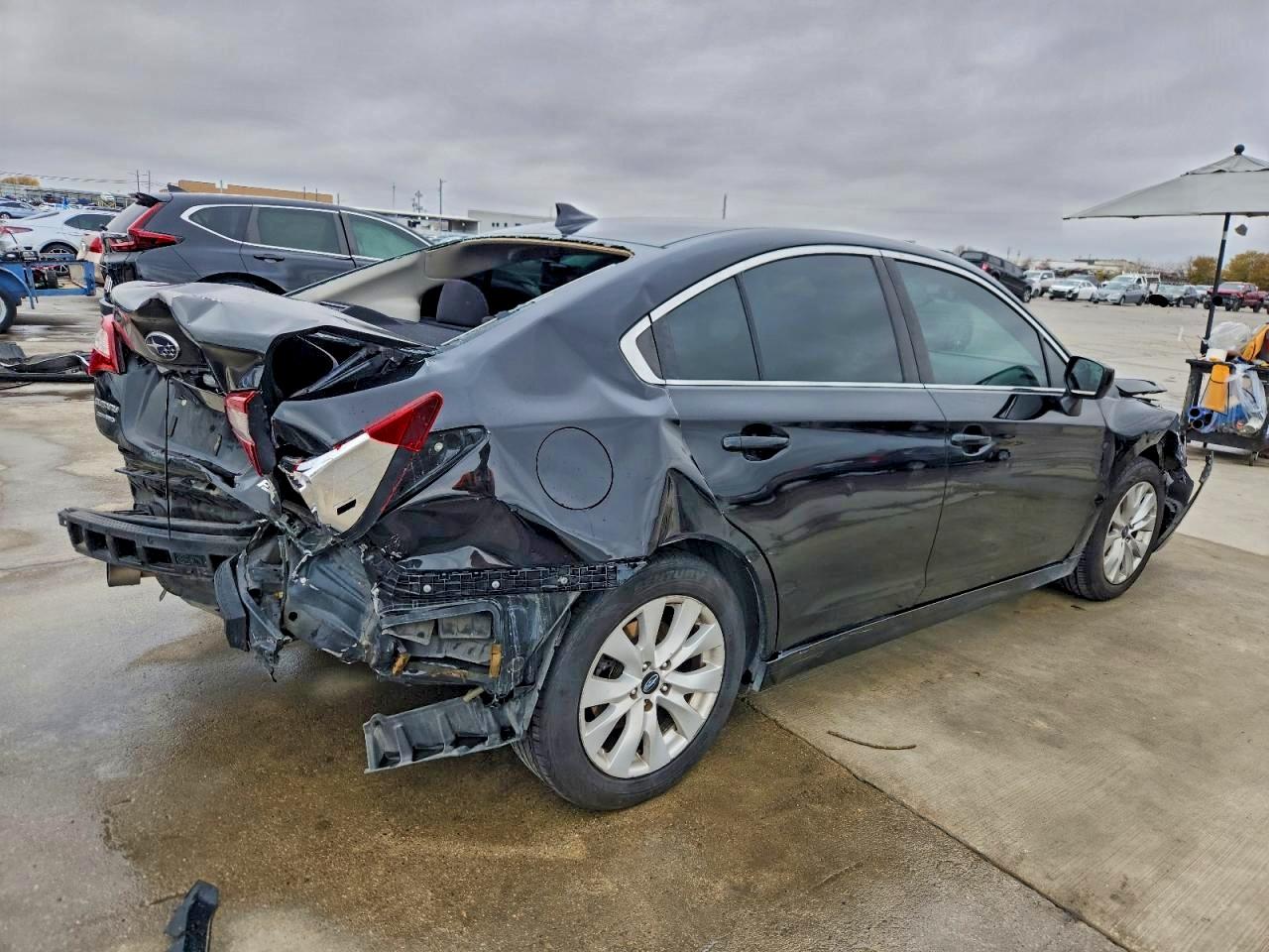 Subaru Legacy 2.5i Premium Image 5