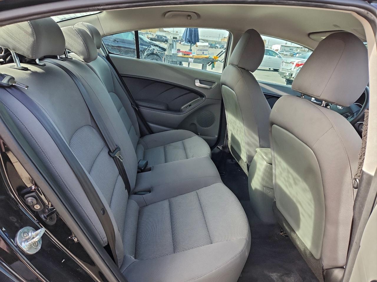 Kia Forte Lx Image 10