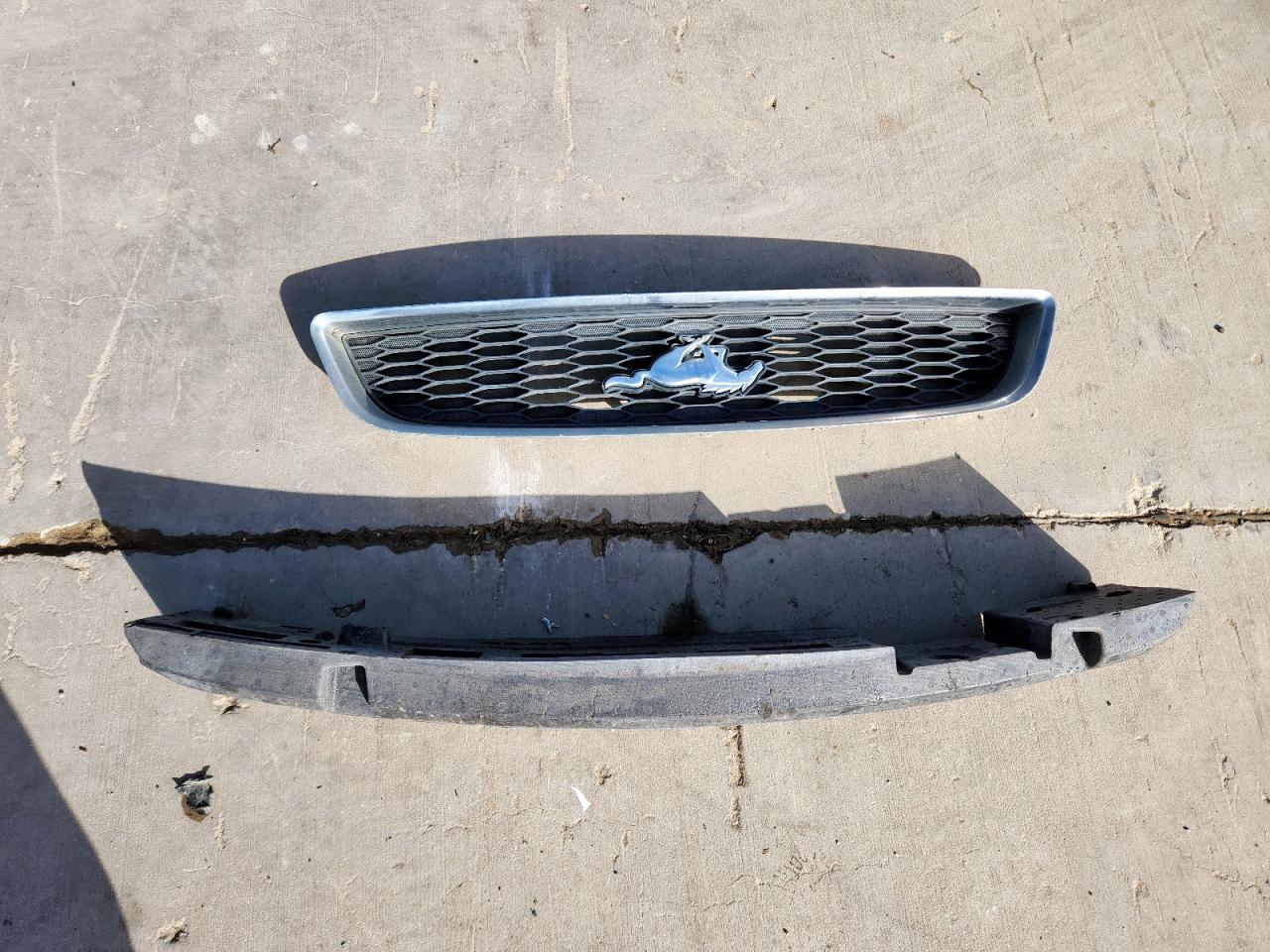 Ford Mustang Image 9