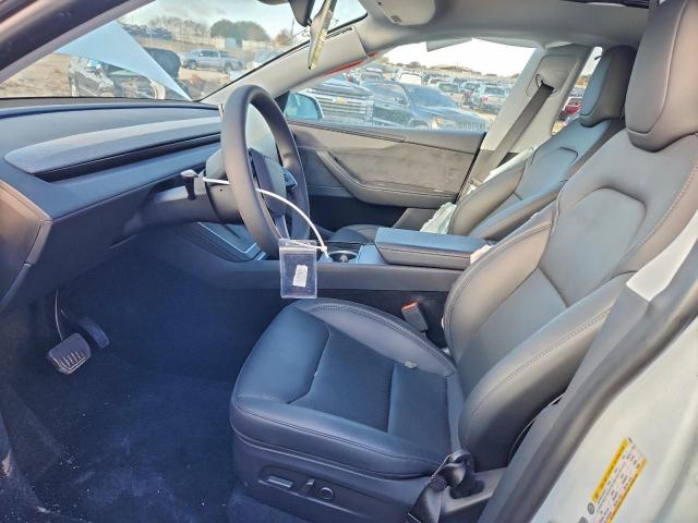 Tesla Model Y Image 12