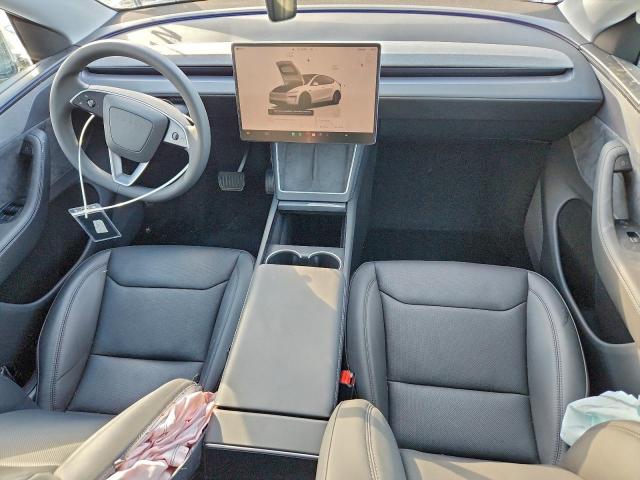 Tesla Model Y Image 13