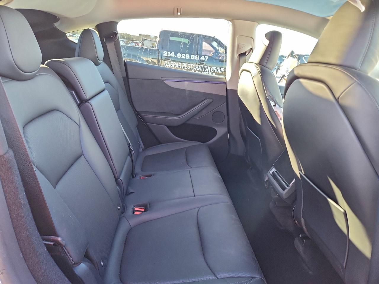 Tesla Model Y Image 3