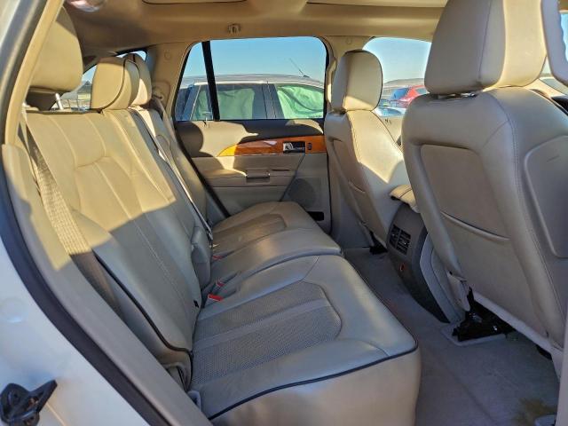 Lincoln MKX Image 12