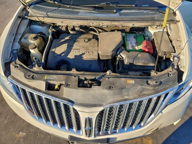 Lincoln MKX Image 13