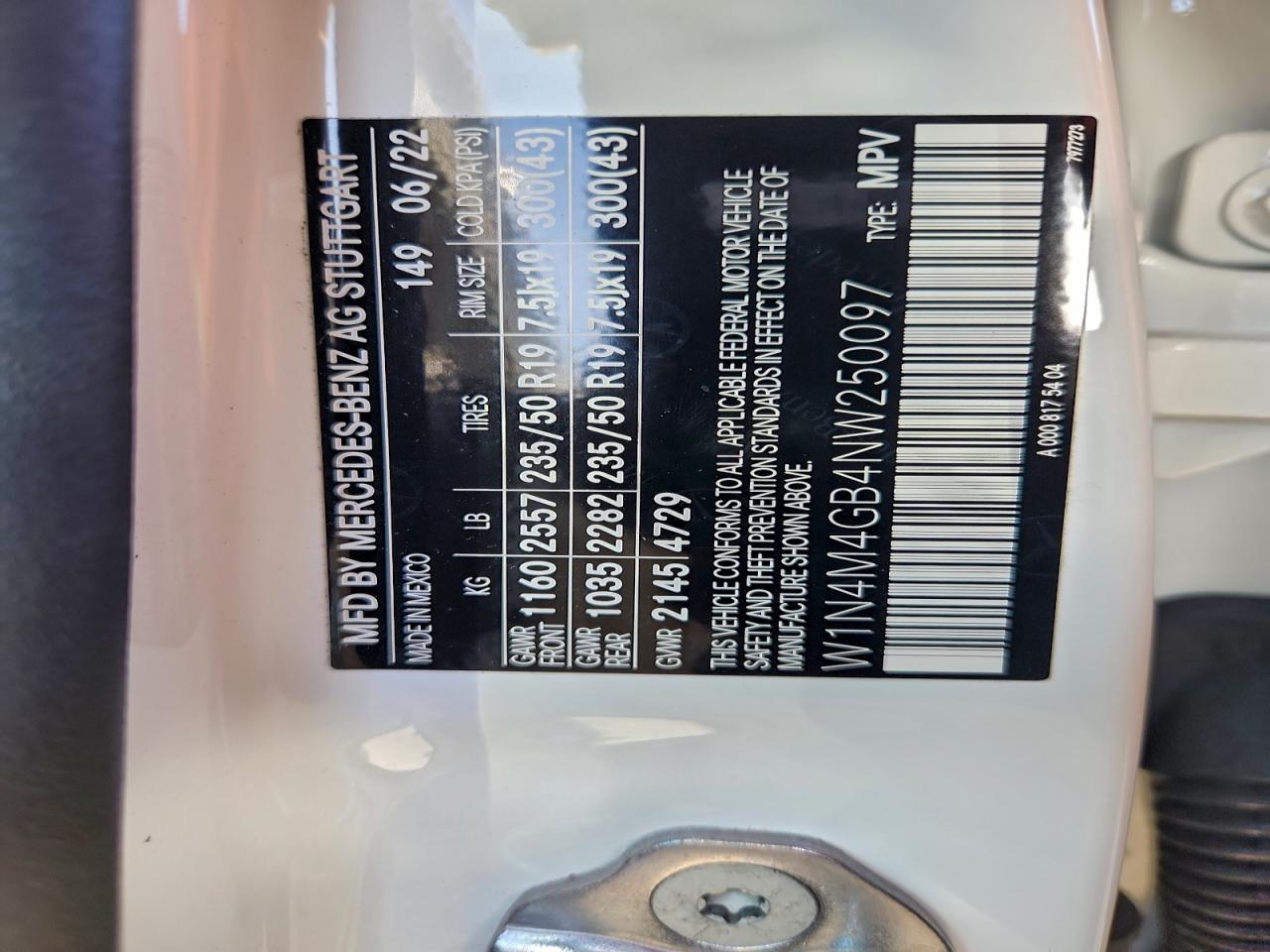 Mercedes-Benz GLB 250 Image 8