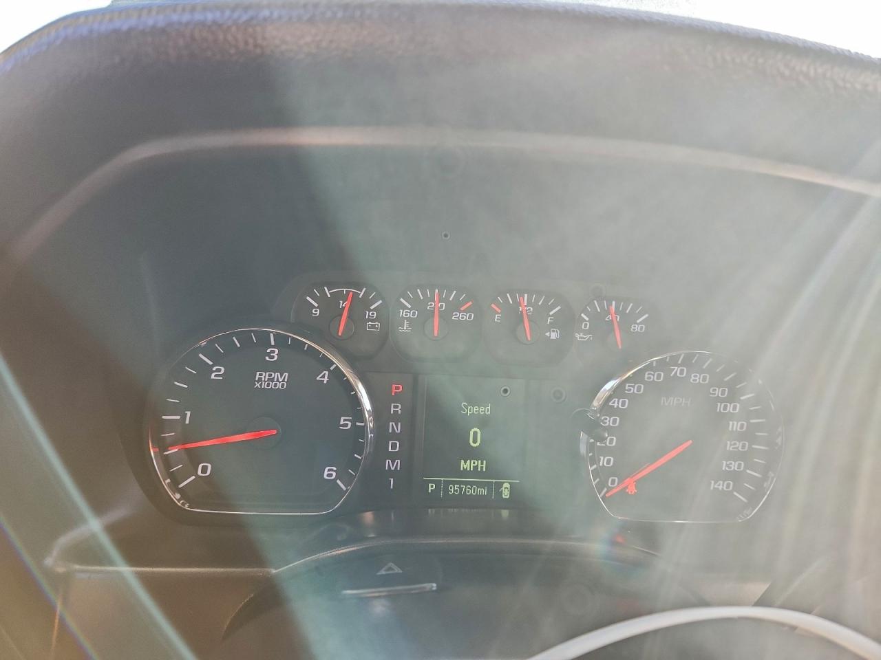 GMC Sierra C2500 Heavy Duty Image 3