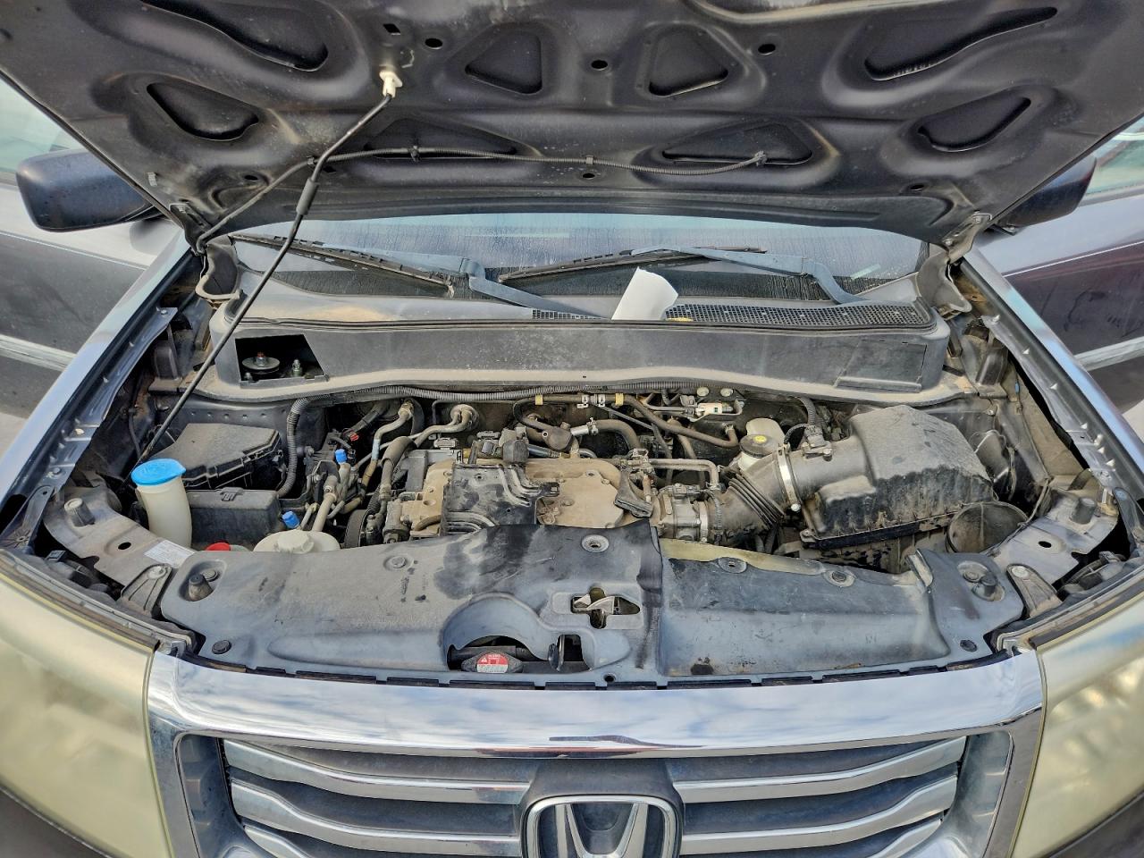 Honda Pilot Lx Image 11