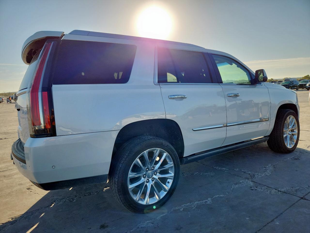 Cadillac Escalade Premium Luxury Image 13