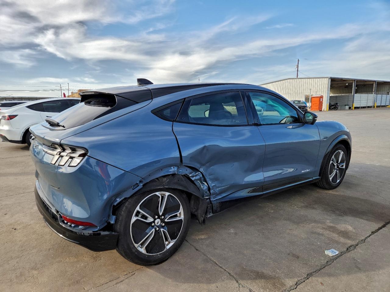 Ford Mustang Premium Image 13