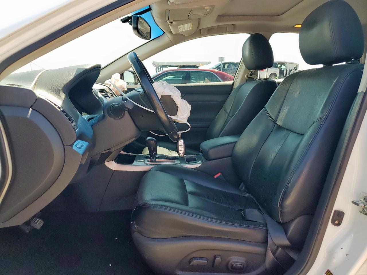 Nissan Altima 2.5 Image 13