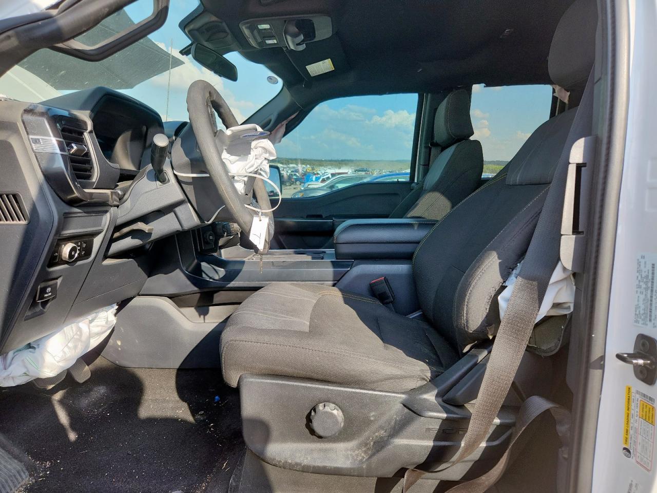 Ford F-150 Stx Image 3