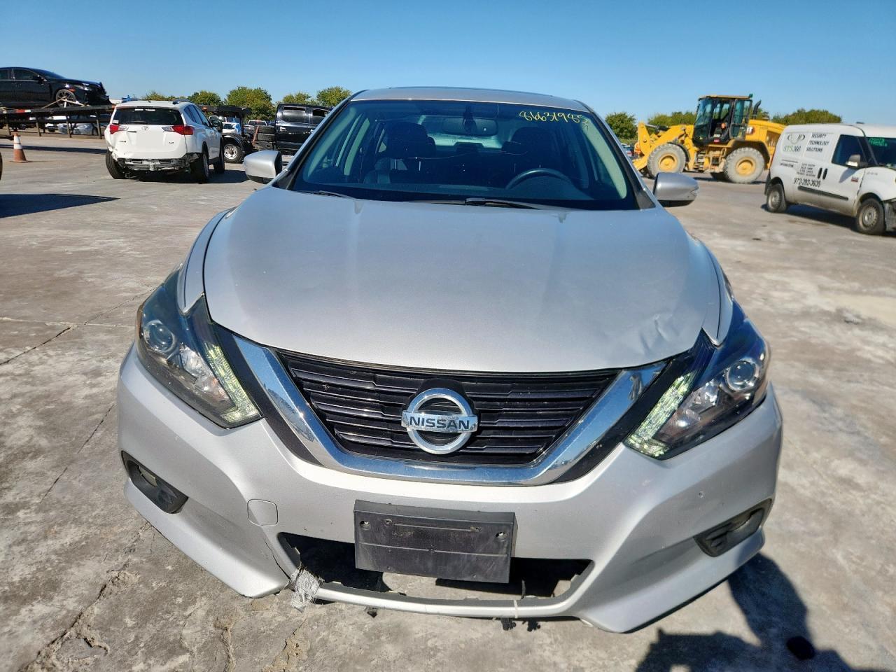 Nissan Altima 2.5 Image 7