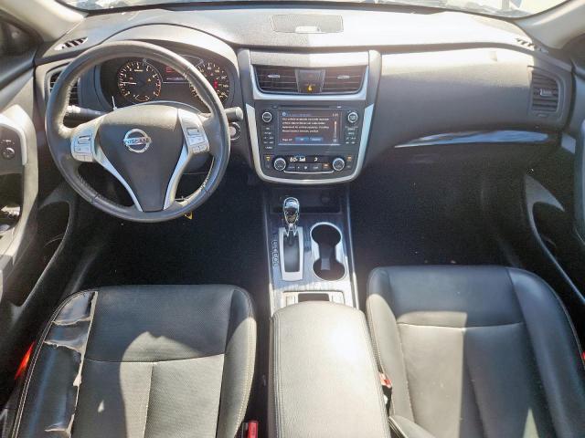 Nissan Altima 2.5 Image 8