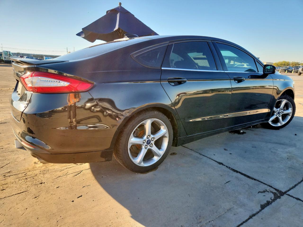 Ford Fusion Se Image 2