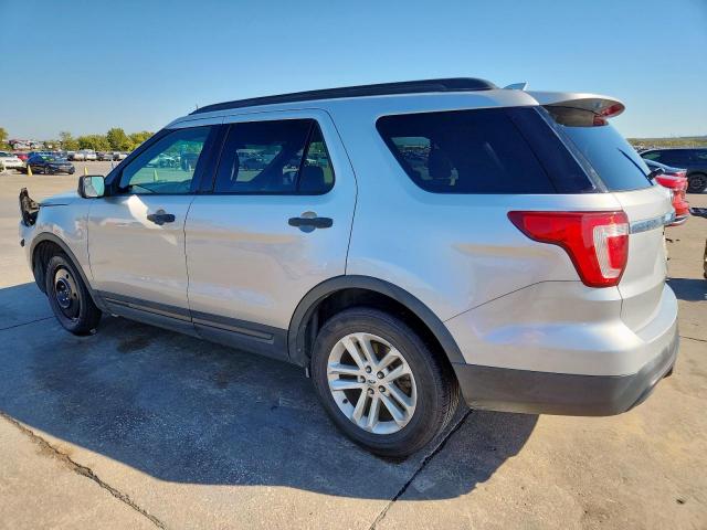 Ford Explorer Image 6