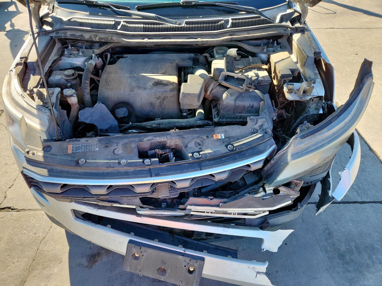 Ford Explorer Image 8