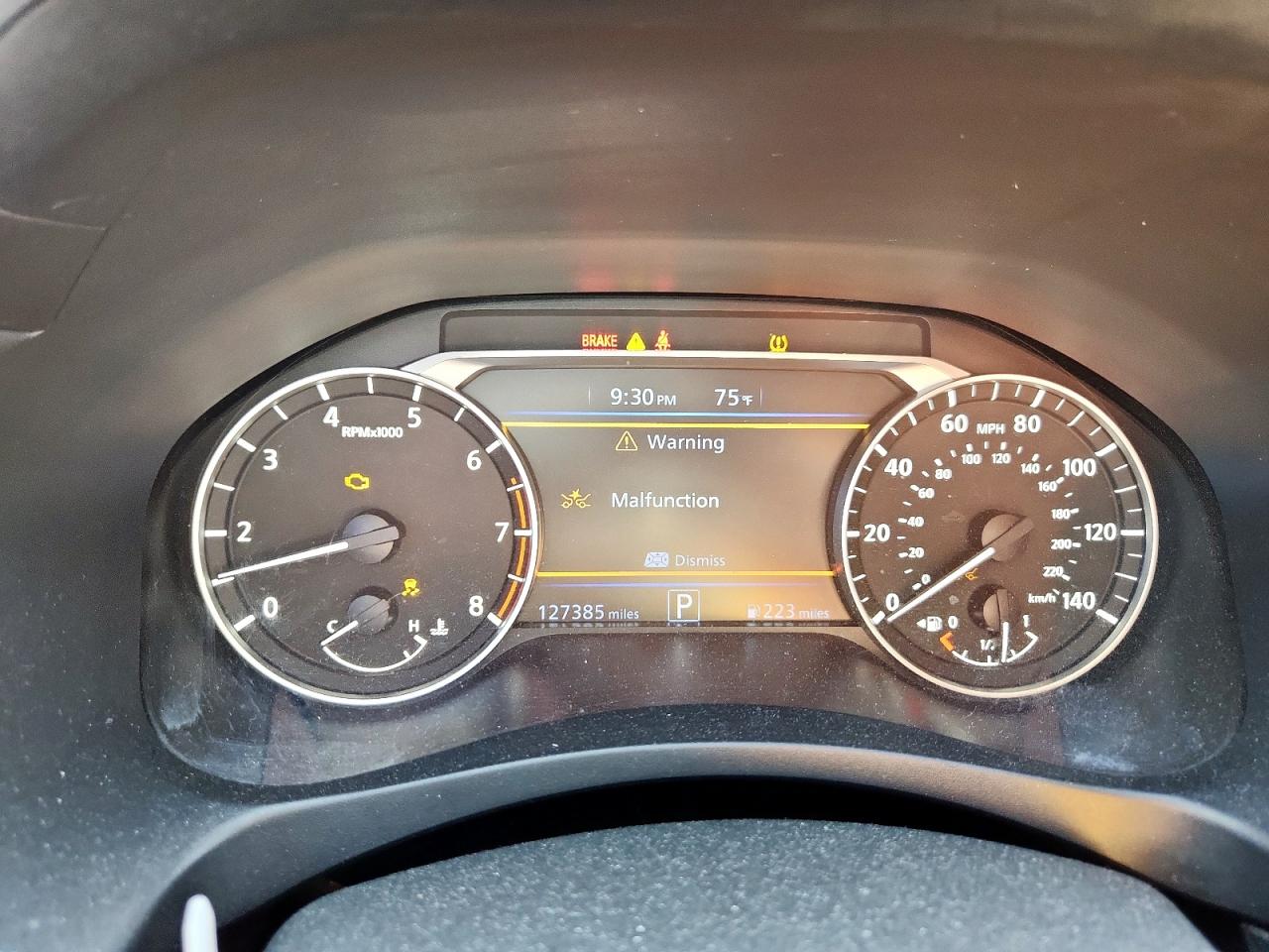 Nissan Altima S Image 8