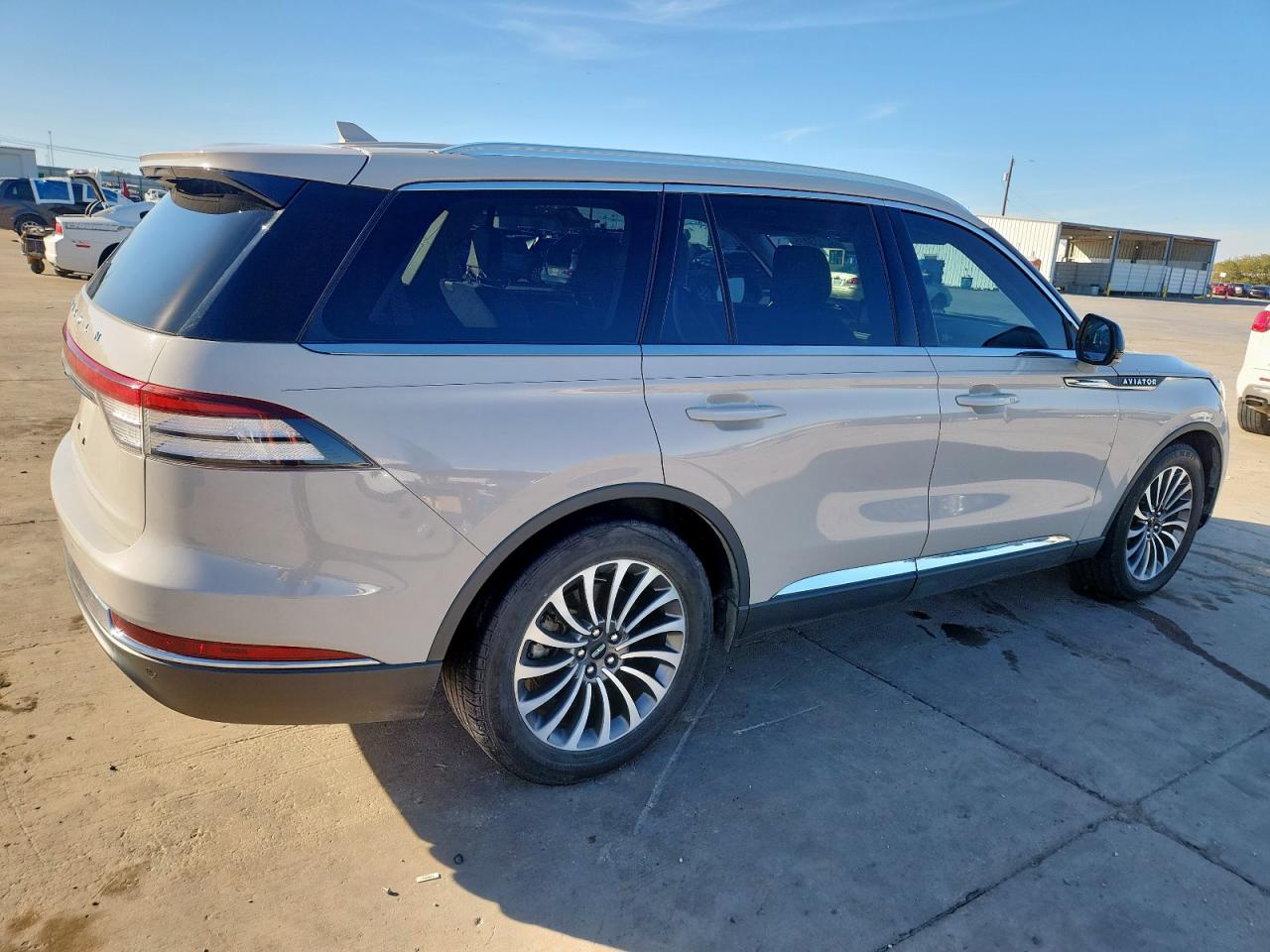 Lincoln Aviator Reserve Image 4