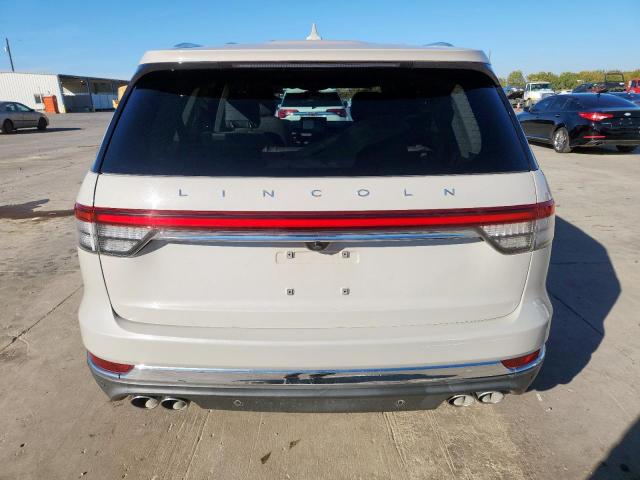 Lincoln Aviator Reserve Image 10