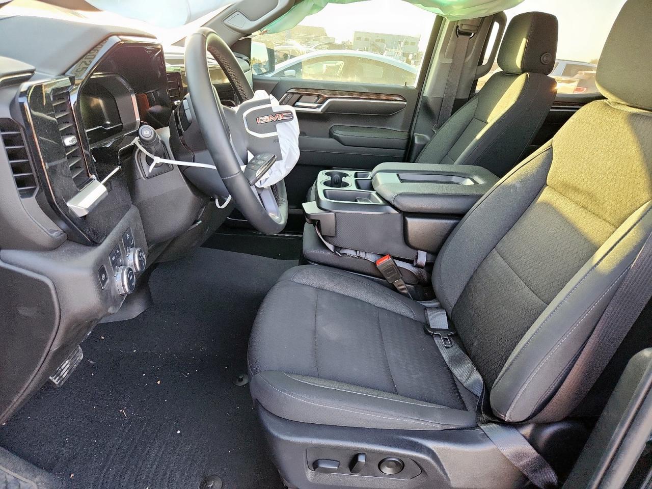 GMC Sierra K1500 Elevation Image 11