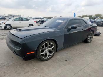  Salvage Dodge Challenger