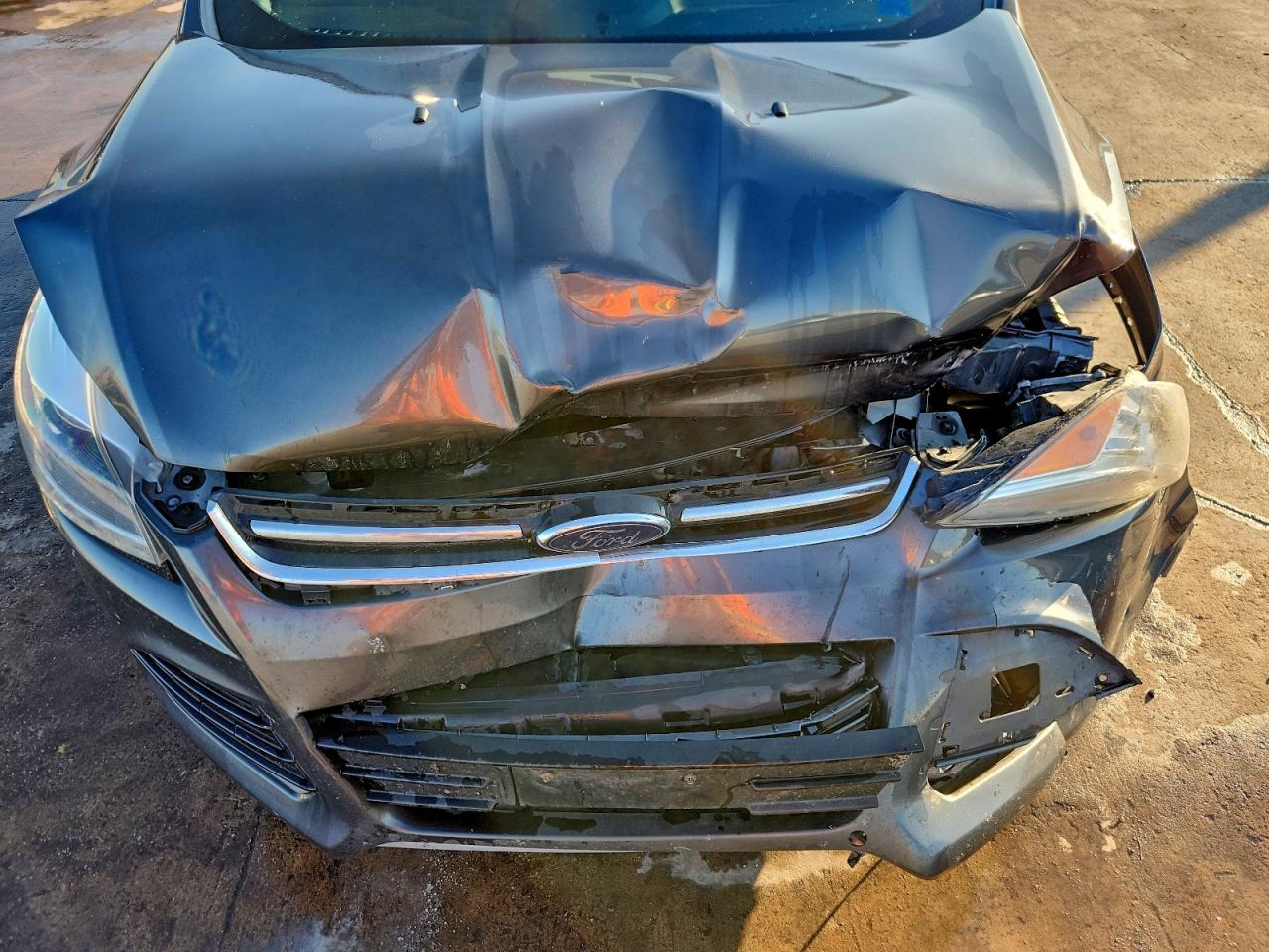 Ford Escape Titanium Image 9