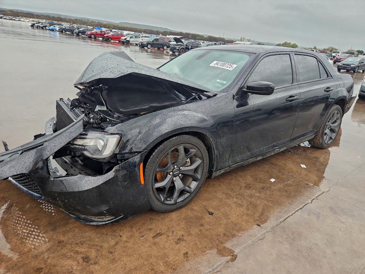 Chrysler 300 Touring Image 1