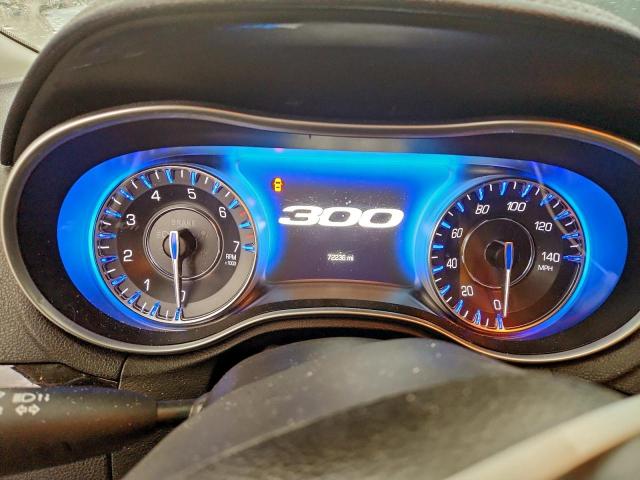 Chrysler 300 Touring Image 4