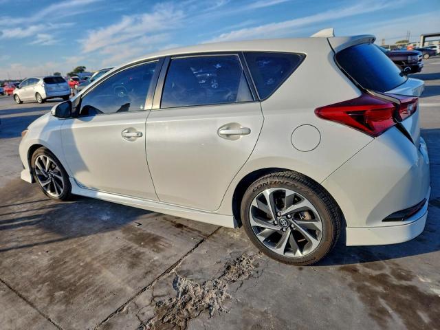 Toyota Scion Image 4