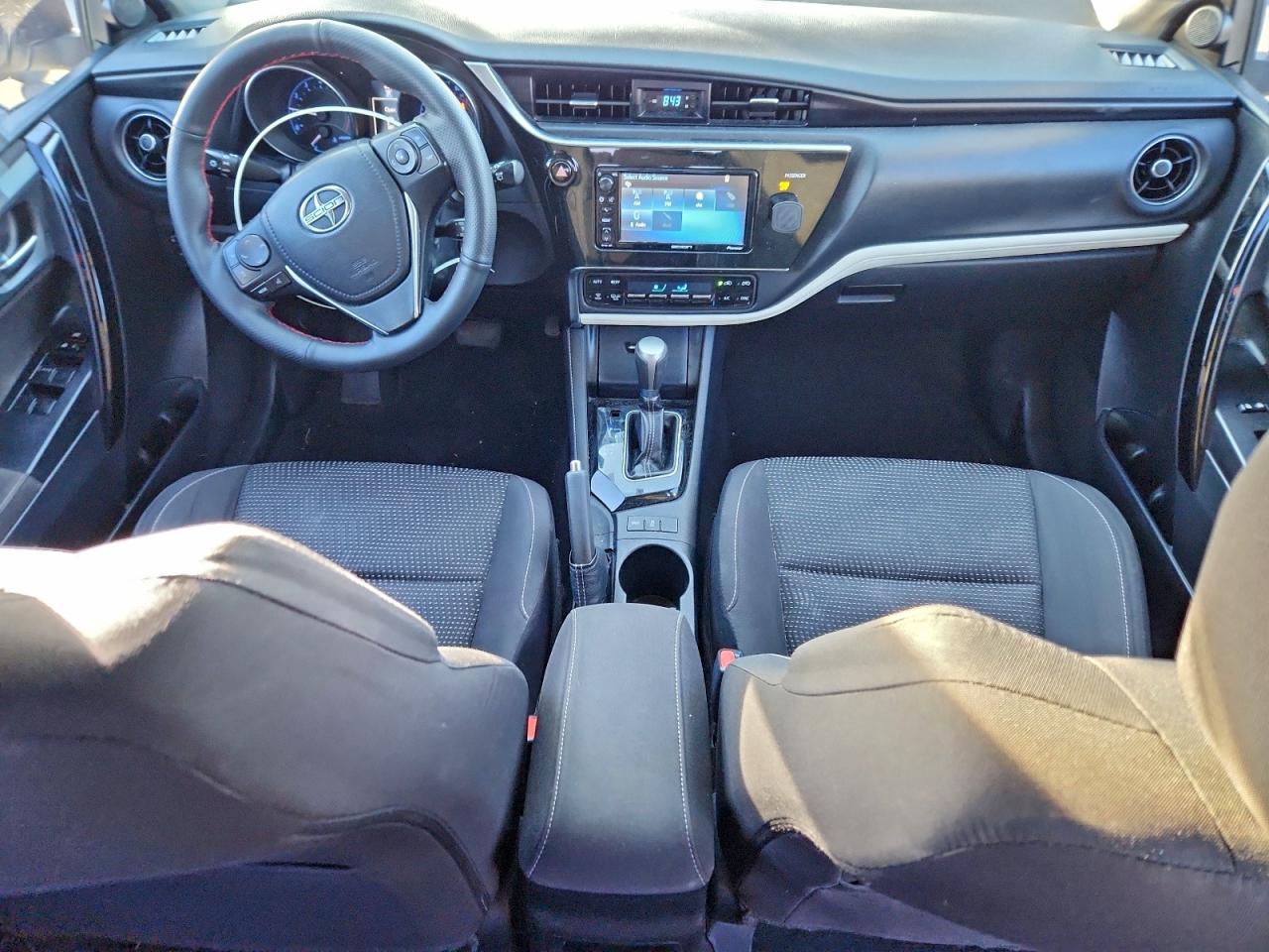 Toyota Scion Image 7