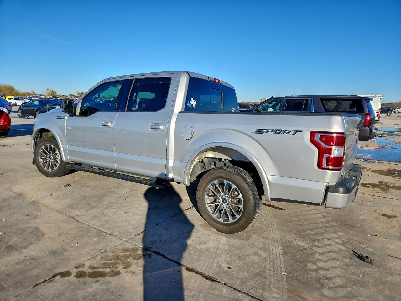 Ford F-150 Supercrew Image 2