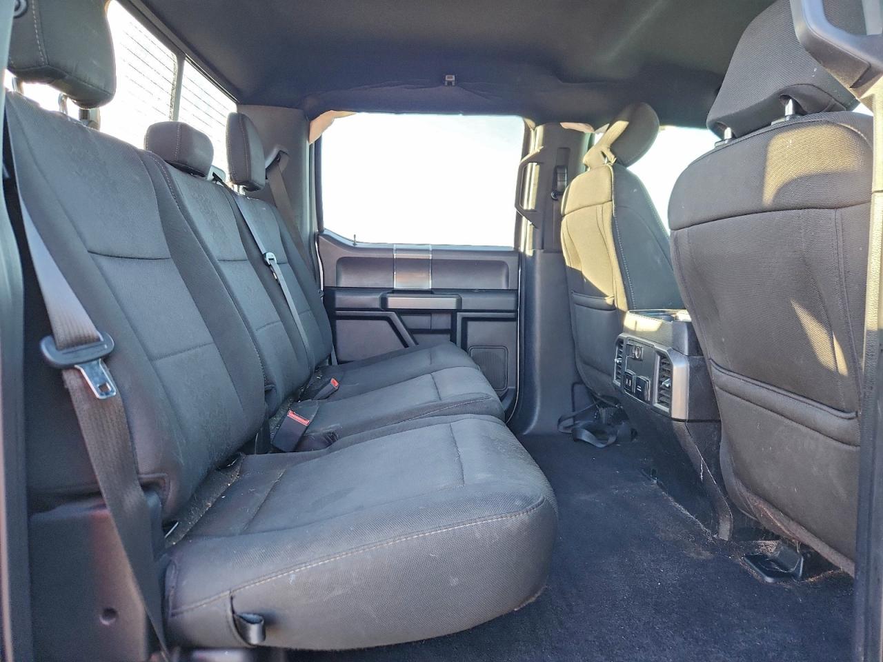 Ford F-150 Supercrew Image 7