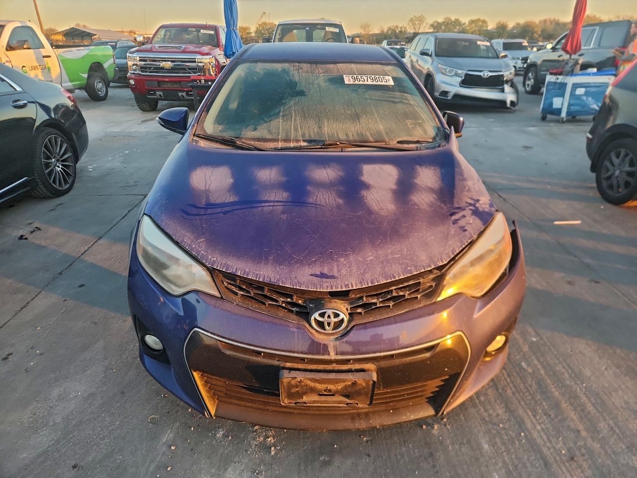 Toyota Corolla L Image 6