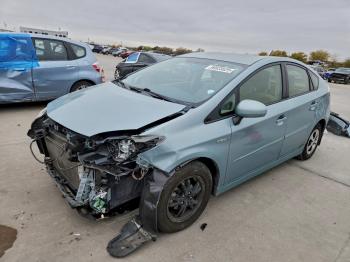  Salvage Toyota Prius