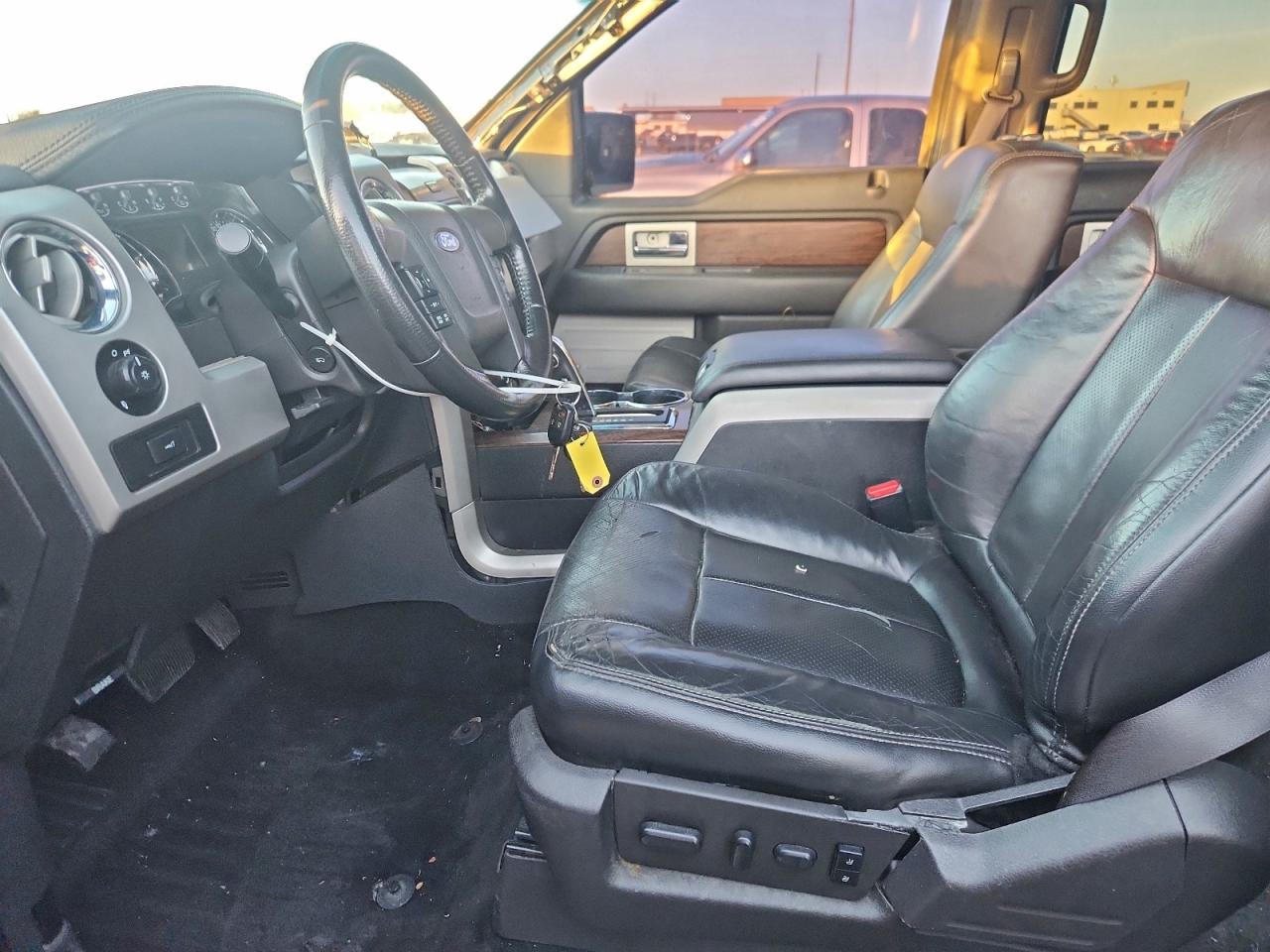 Ford F-150 Supercrew Image 7