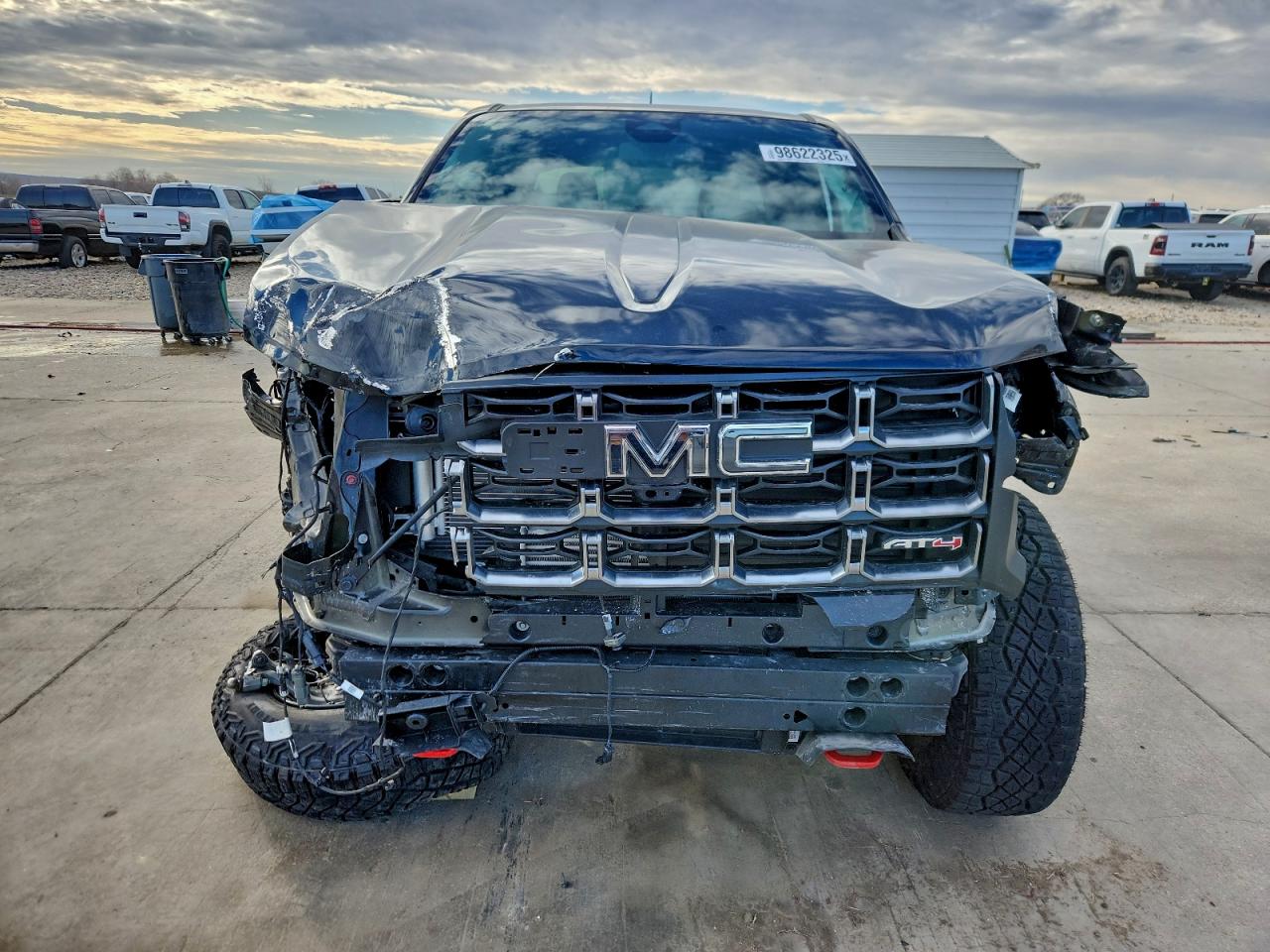 GMC Canyon At4x Image 3