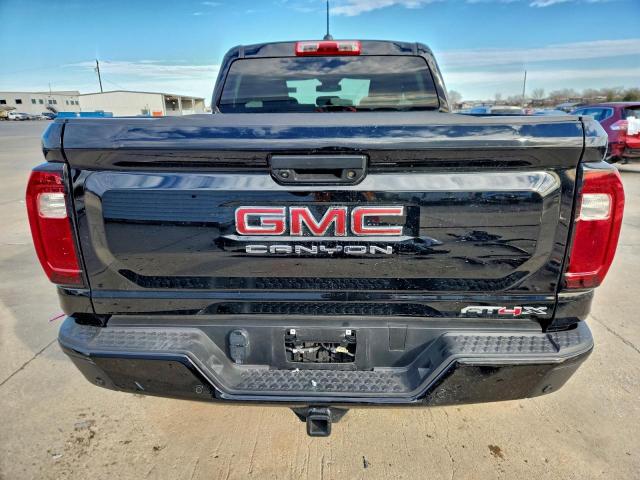GMC Canyon At4x Image 4