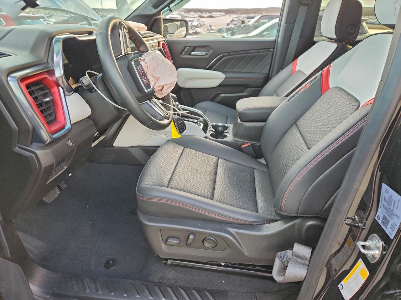 GMC Canyon At4x Image 7