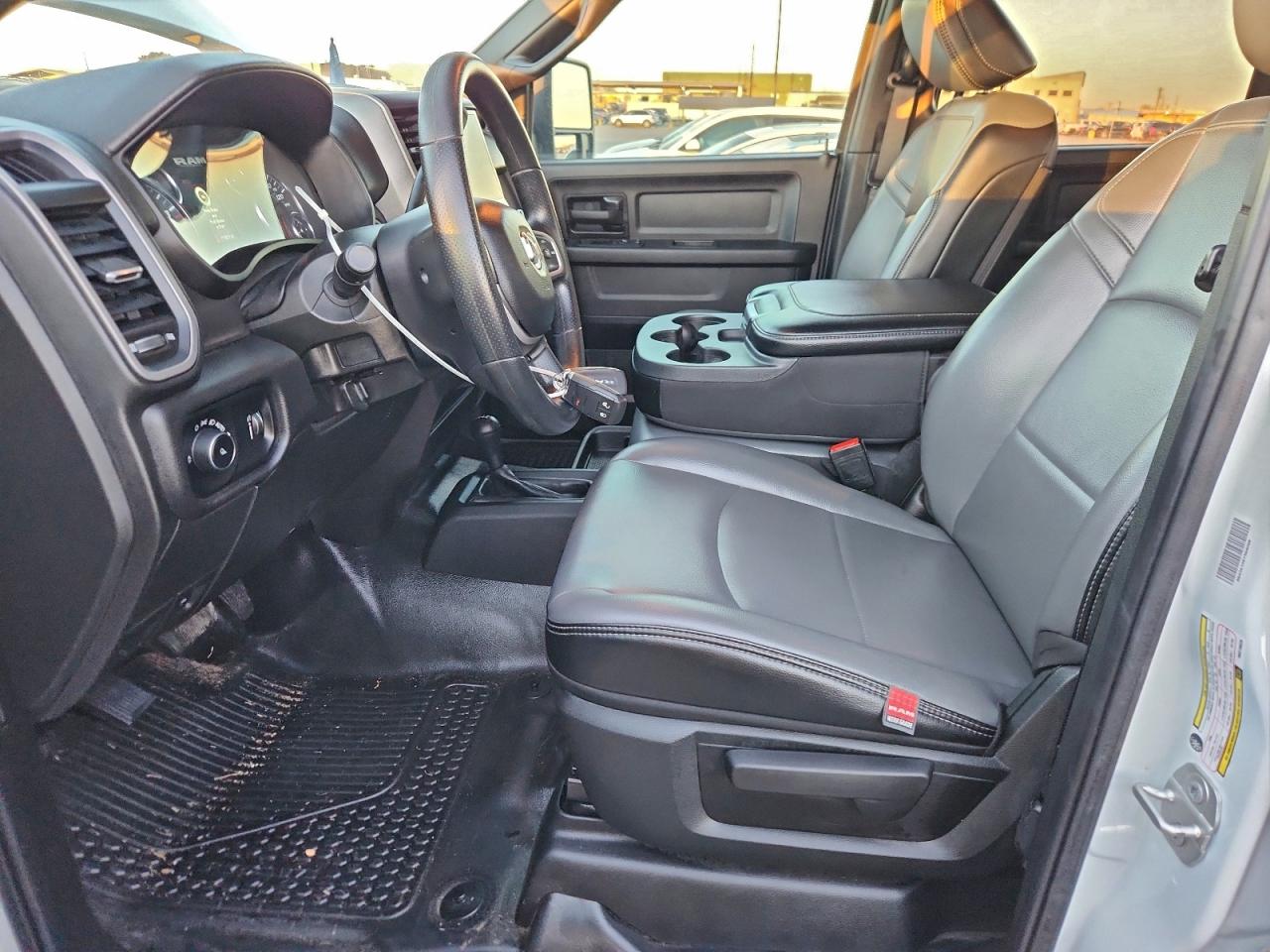 Ram 2500 Tradesman Image 6