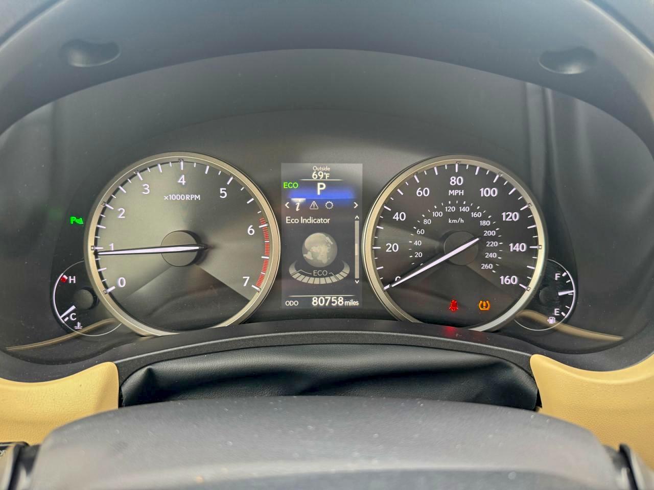 Lexus NX 200t Image 7