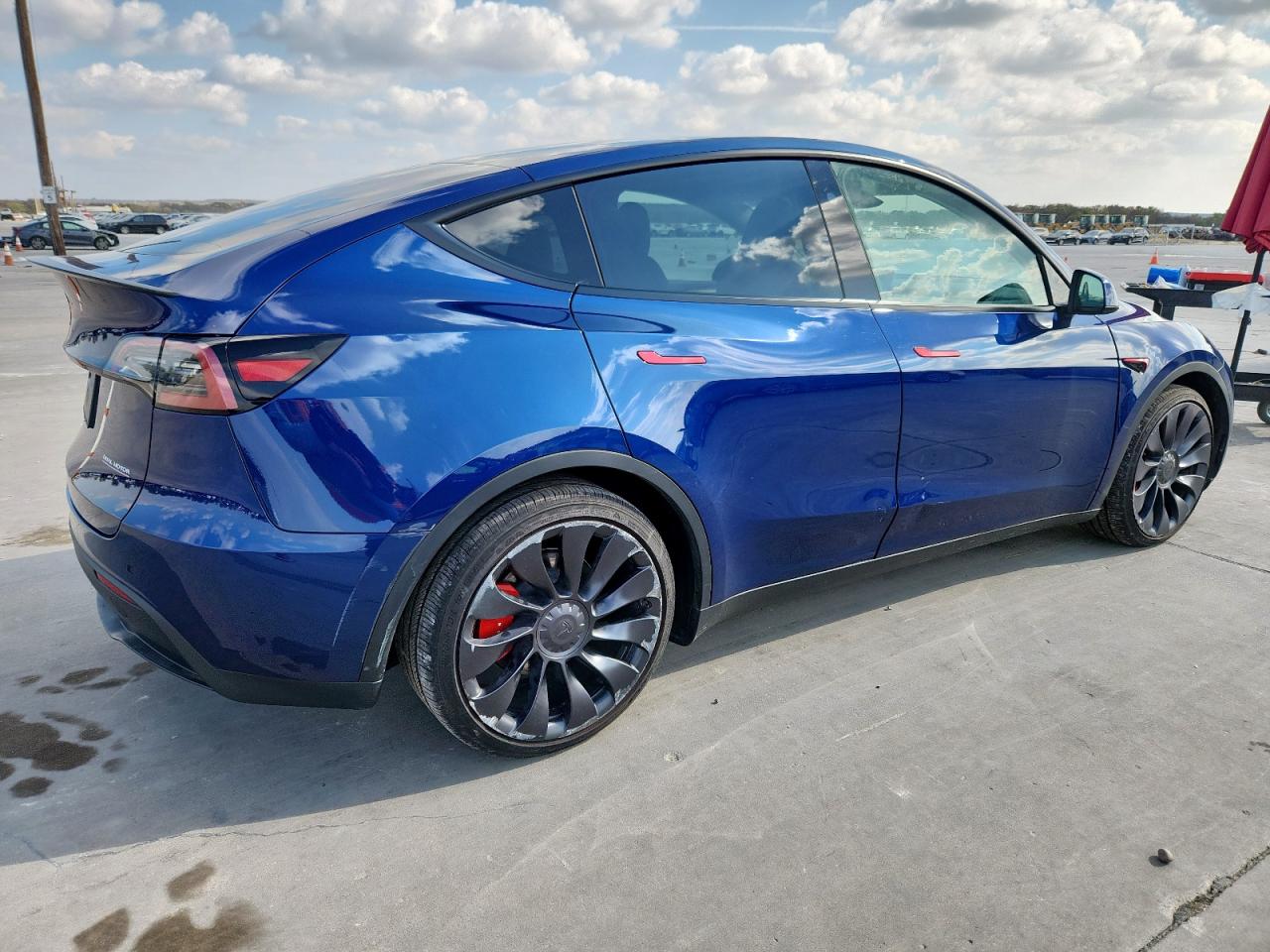 Tesla Model Y Image 5