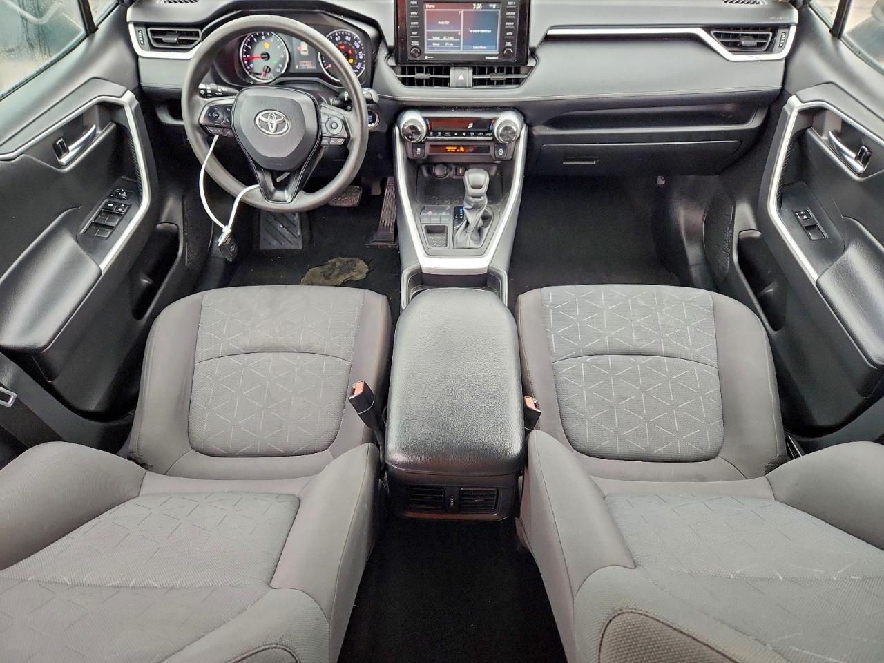 Toyota RAV4 Xle Image 10