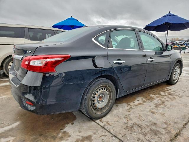 Nissan Sentra S Image 2