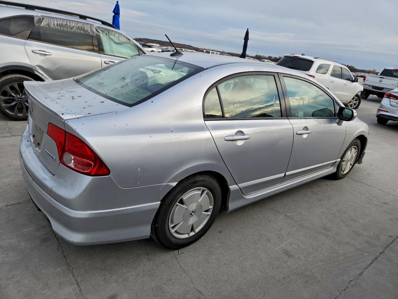 Honda Civic Hybrid Image 3