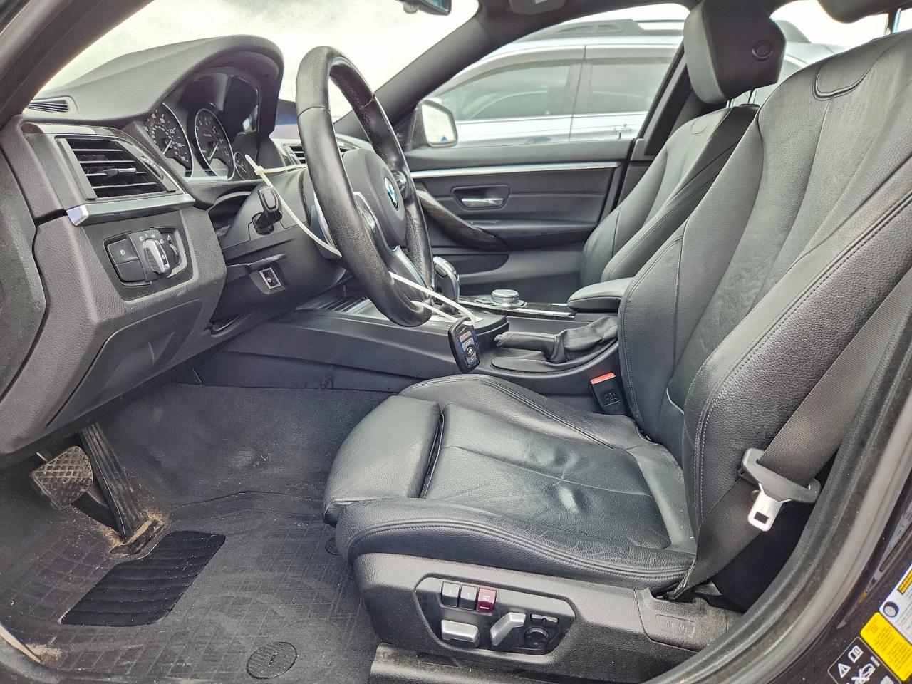 BMW 4 Series Xi Gran Coupe Image 9