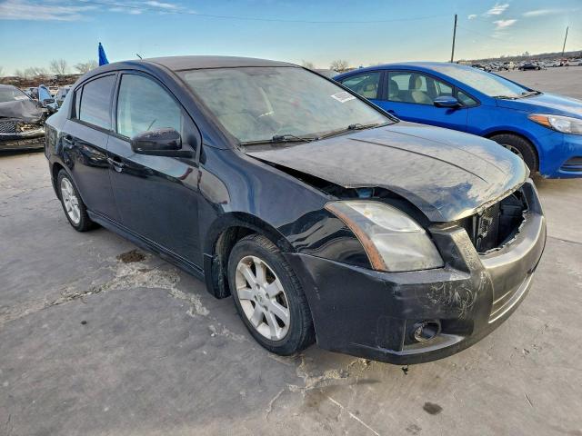 Nissan Sentra 2.0 Image 2