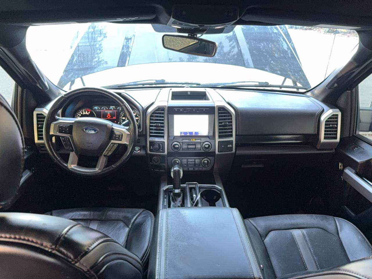 Ford F-150 Supercrew Image 8